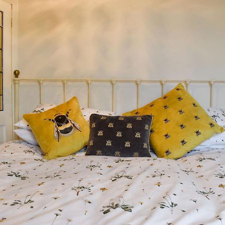 Plum Cottage Касъл Кери Екстериор снимка